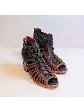 Freebird Steven Wazee US 9 Brown Black Gladiator Open-Toe Sandal